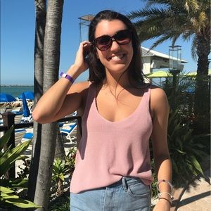 Meet your Posher, Kayla